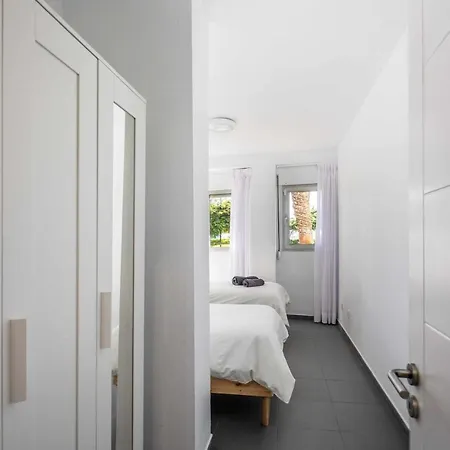 Apartment Jardin 1 *